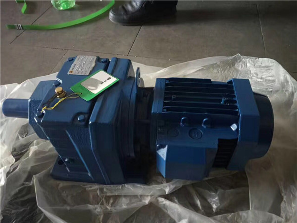 R87減速機(jī)，R87DRE90減速機(jī)