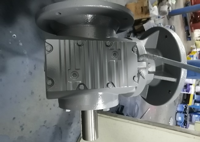 通砂光機(jī)減速電機(jī)，S型自鎖減速機(jī)帶電機(jī)